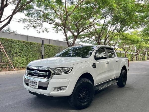 FORD RANGER 2.2 DOUBLE CAB XLT AT MNC ปี 18 สีขาว